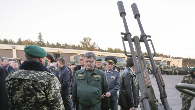 "Dostarczenie Ukrainie paru armat nie pomoże"